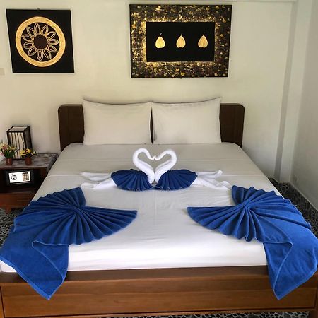 D&K Smiley Phuket Resort Rawai Ngoại thất bức ảnh
