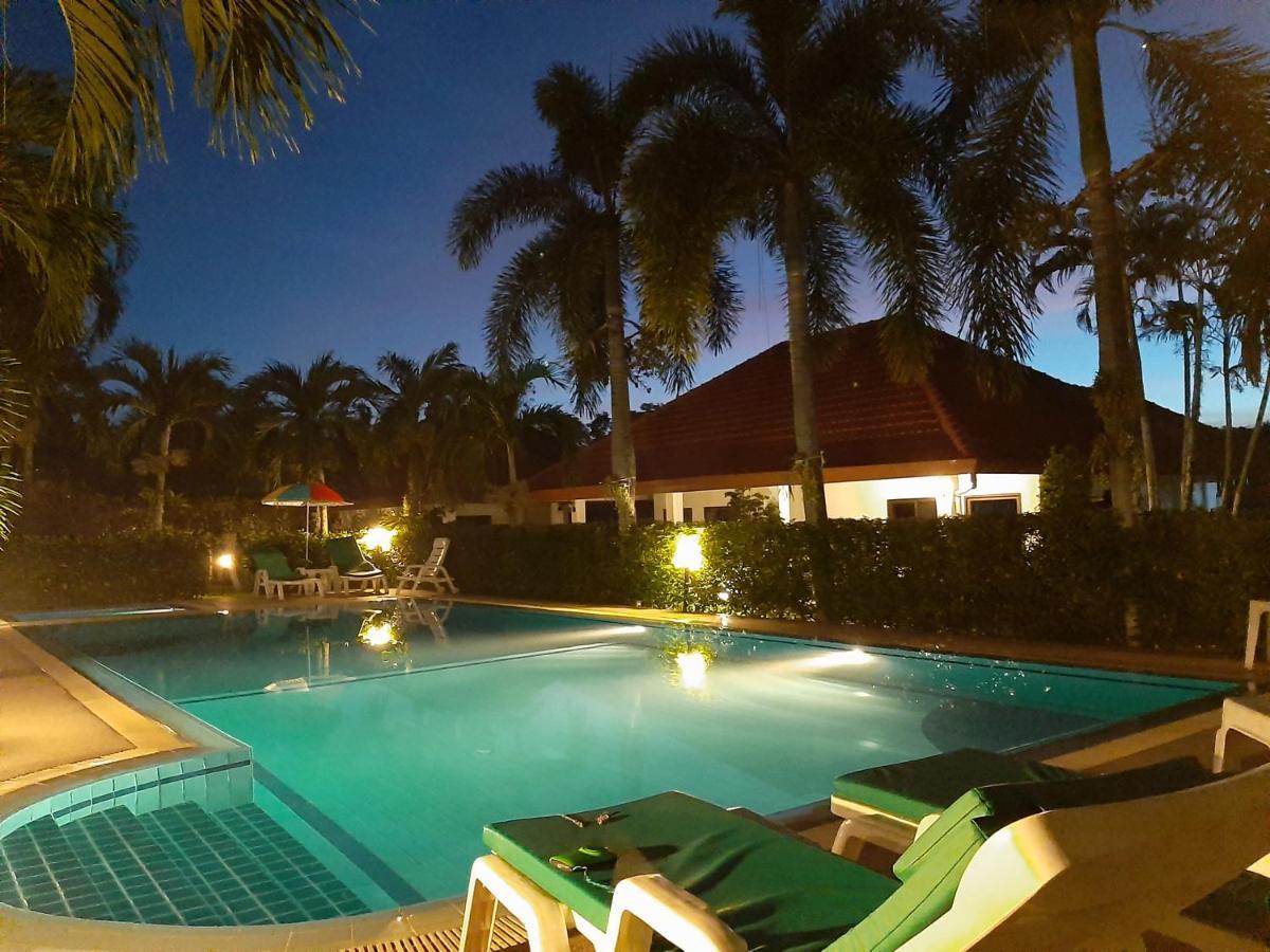 D&K Smiley Phuket Resort Rawai Ngoại thất bức ảnh