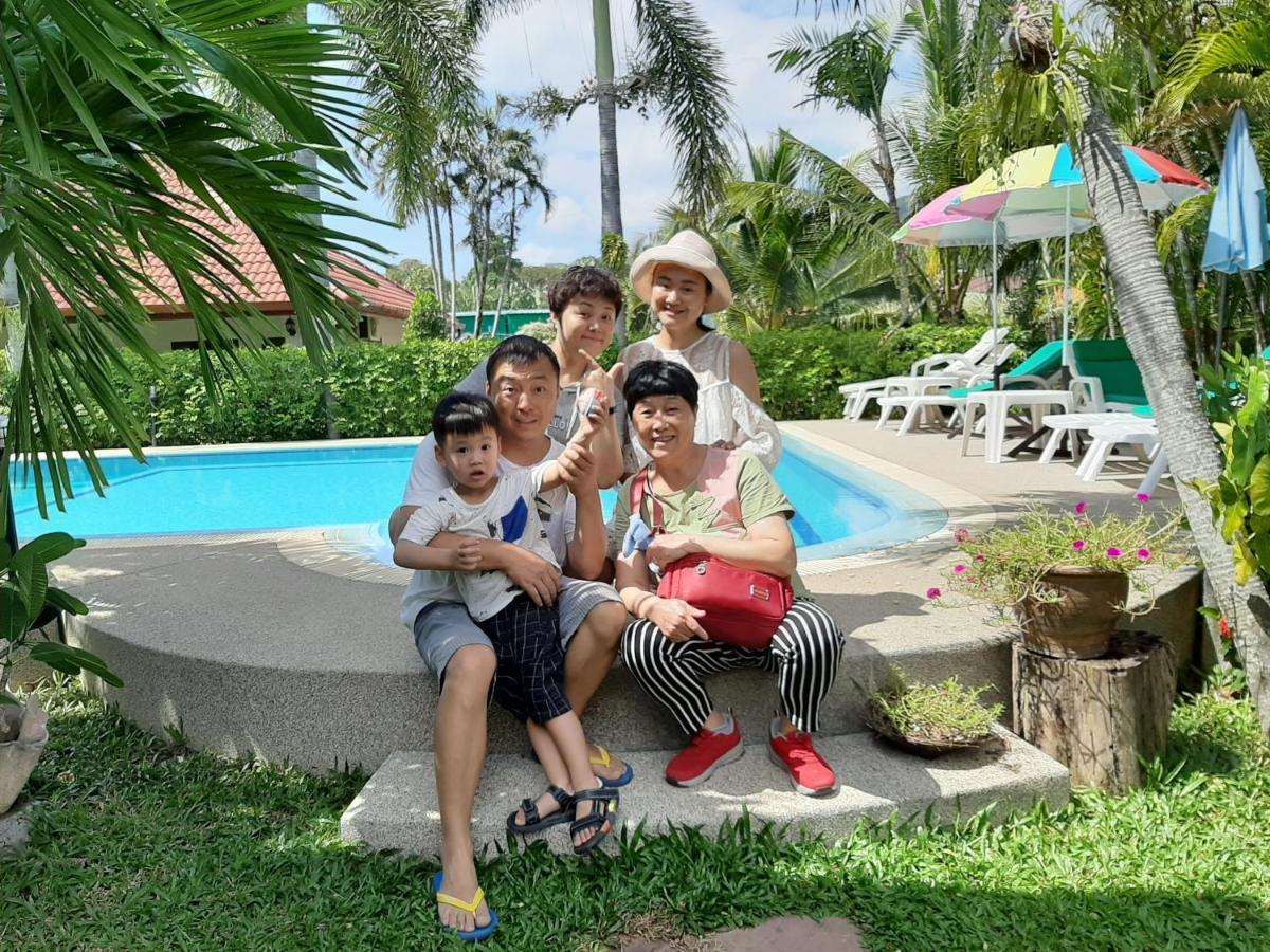 D&K Smiley Phuket Resort Rawai Ngoại thất bức ảnh